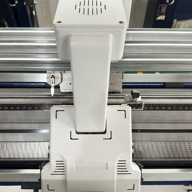 GS-CE160 60-дюймовая односистемная двухкаретная вязальная машина для воротников